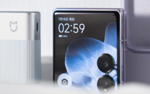Xiaomi MIX FLIP 2 (2)