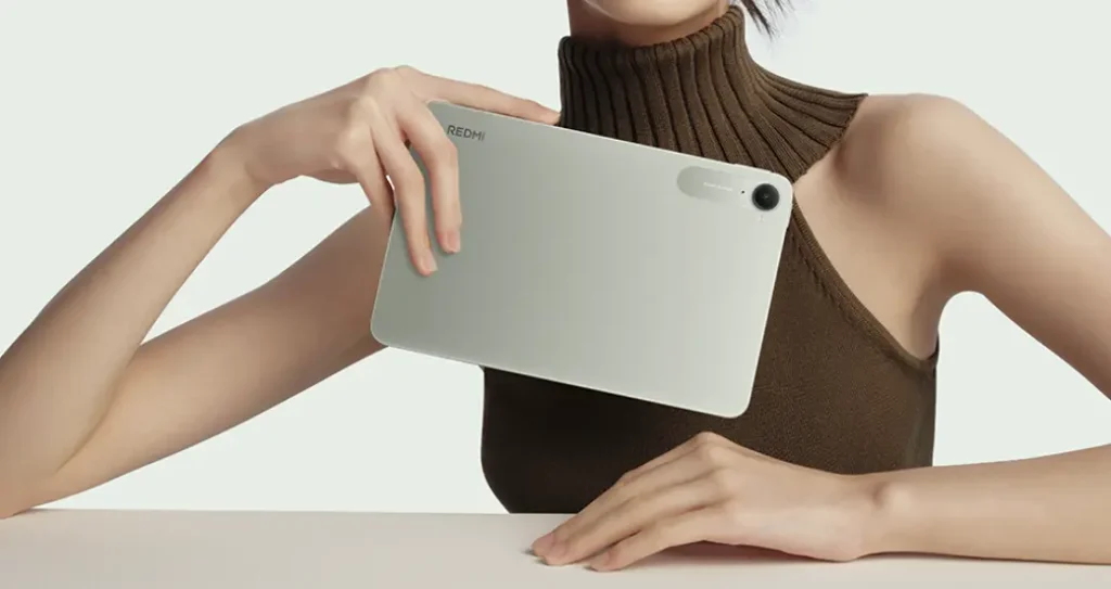 Xiaomi's Redmi K Pad: 8.8" 3K 165Hz display, Dimensity 9400+, 7500mAh battery, dual USB-C. A compact powerhouse for gaming & productivity!
