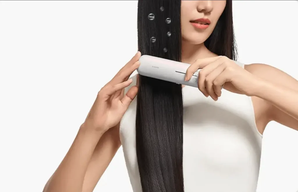 Xiaomi's new Cloud Purple cordless hair straightener offers on-the-go styling with flight mode & long battery life. Read our review!