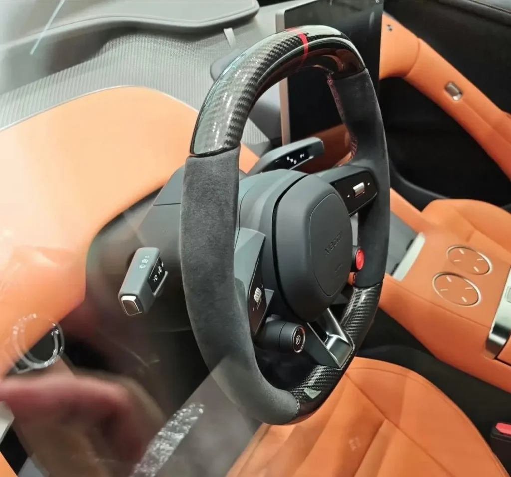 The Xiaomi YU7 Max electric SUV boasts carbon fiber, 690hp, & 760km range! Spy shots reveal stunning design & tech. Learn more!