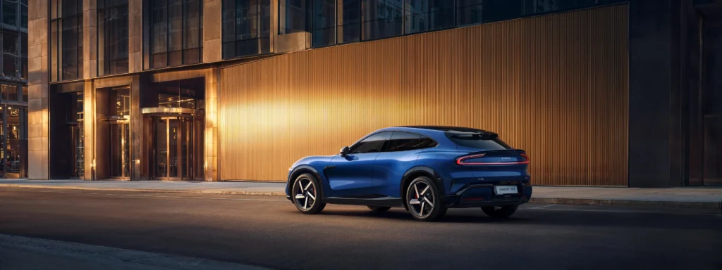 Discover the Xiaomi YU7, a revolutionary electric SUV with luxury design, impressive range, and advanced technology. 