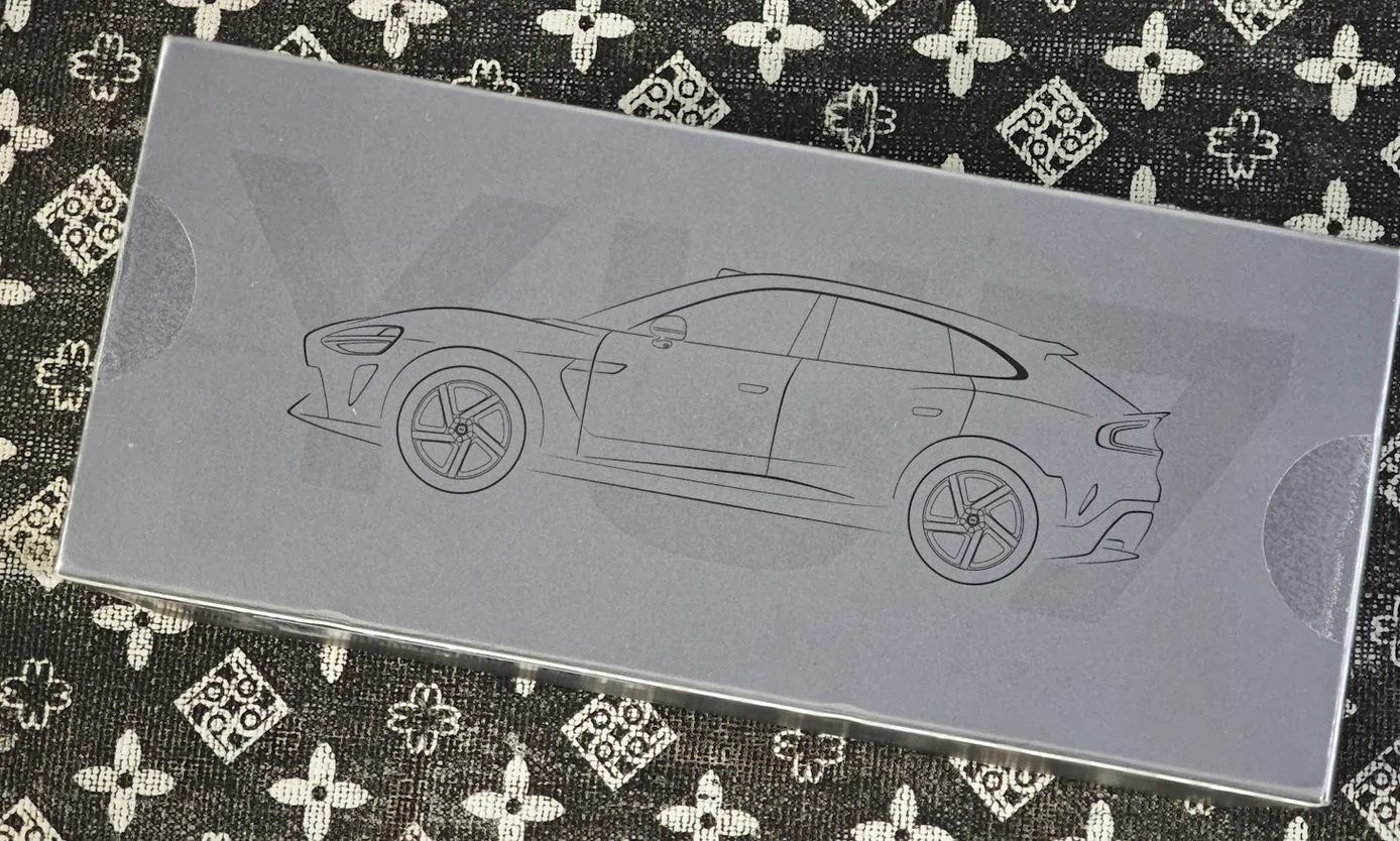Xiaomi YU7 1:43 scale