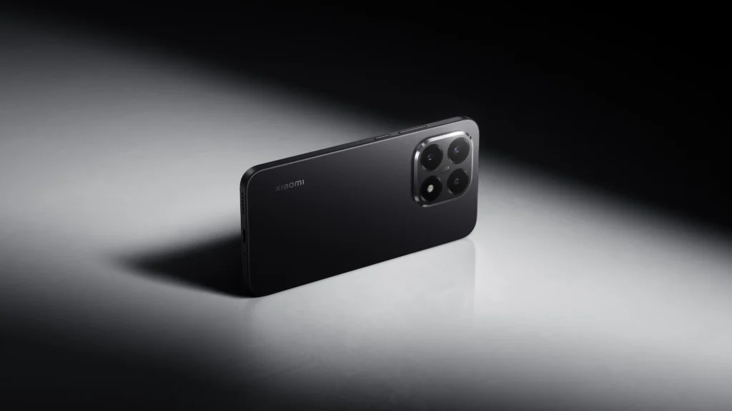 Xiaomi 2025 flagships - detail 1