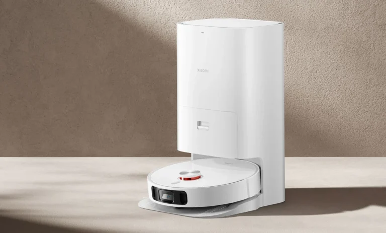 Xiaomi Robot Vacuum - front view