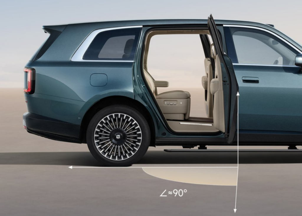 Discover the Xiaomi SkyNomad N90 Max, a new 7-seater EREV SUV. We analyze its design, range, and how it fits into the broader Xiaomi ecosystem strategy.